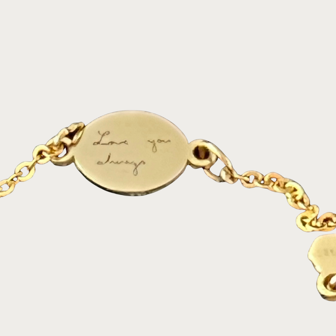 Elin Bracelet – Handwriting