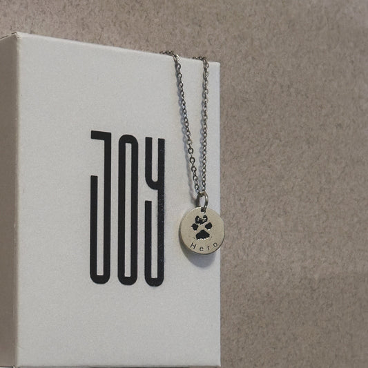 Aurelia Necklace – Paw Print