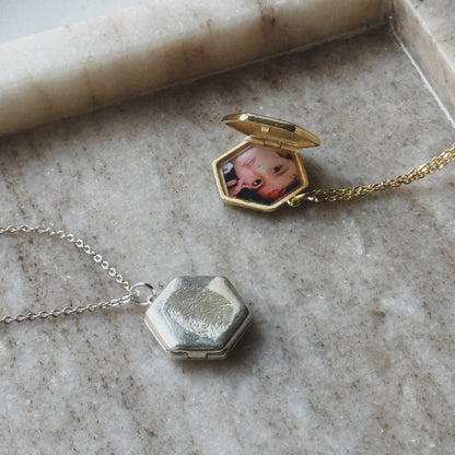Aurelia Necklace — Photo Engraving