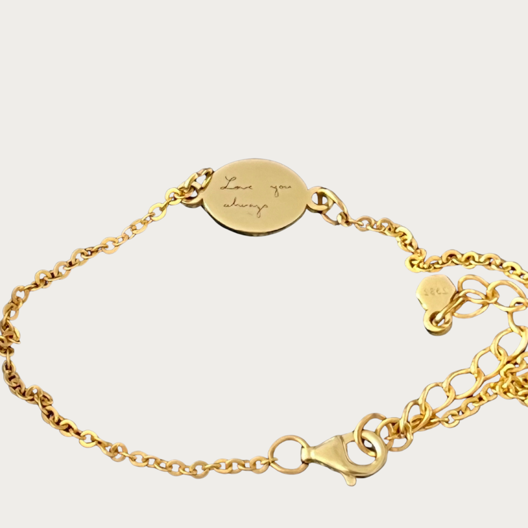 Elin Bracelet – Handwriting