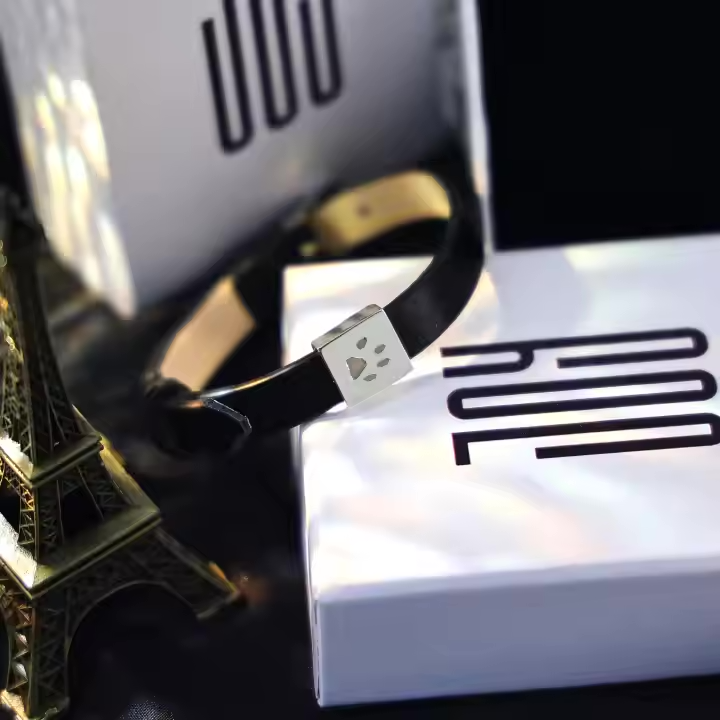 Aria Bracelet — Paw Print
