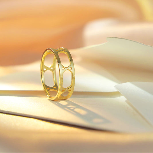 Custom engraved ring with Roman numerals – 6 mm or 8 mm band-roman-number-10-X