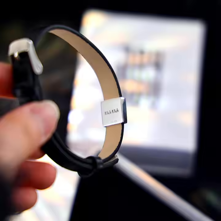 Aria Bracelet — Paw Print